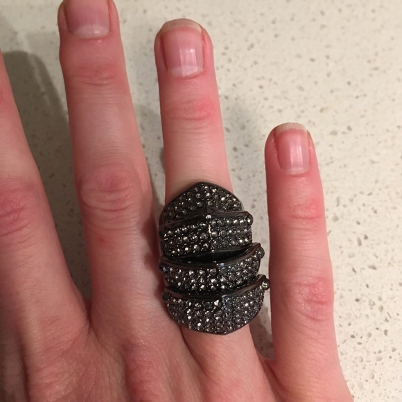 Black & Silver Armour Ring with Diamonds - Picture 3 of 3